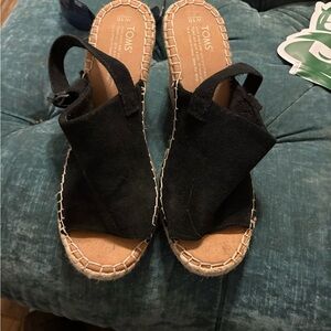 TOMS Black Espadrille Peep Toe Wedge Sandals Size 10